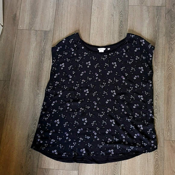 Reitmans Tops - XXL Reitmans Black Floral Blouse